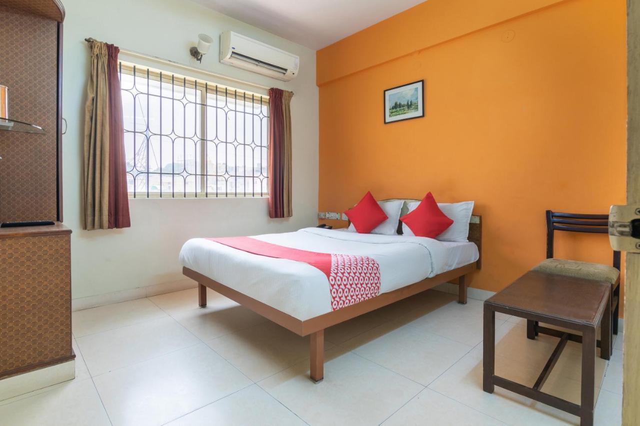 Hotel Oyo 10478 Raj Residency à Bangalore Extérieur photo