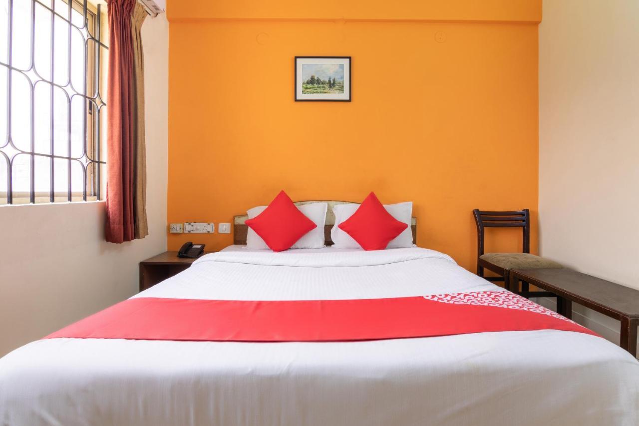 Hotel Oyo 10478 Raj Residency à Bangalore Extérieur photo