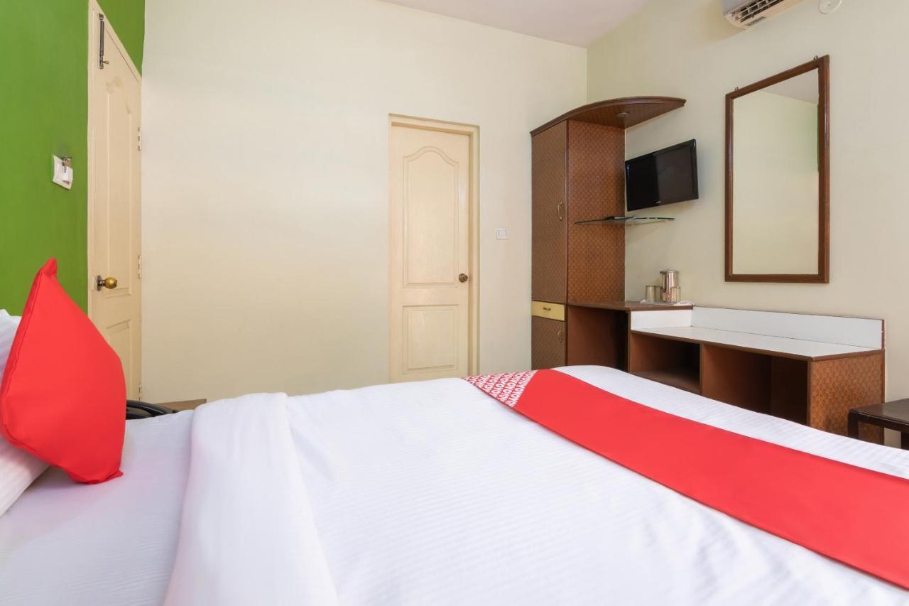 Hotel Oyo 10478 Raj Residency à Bangalore Extérieur photo