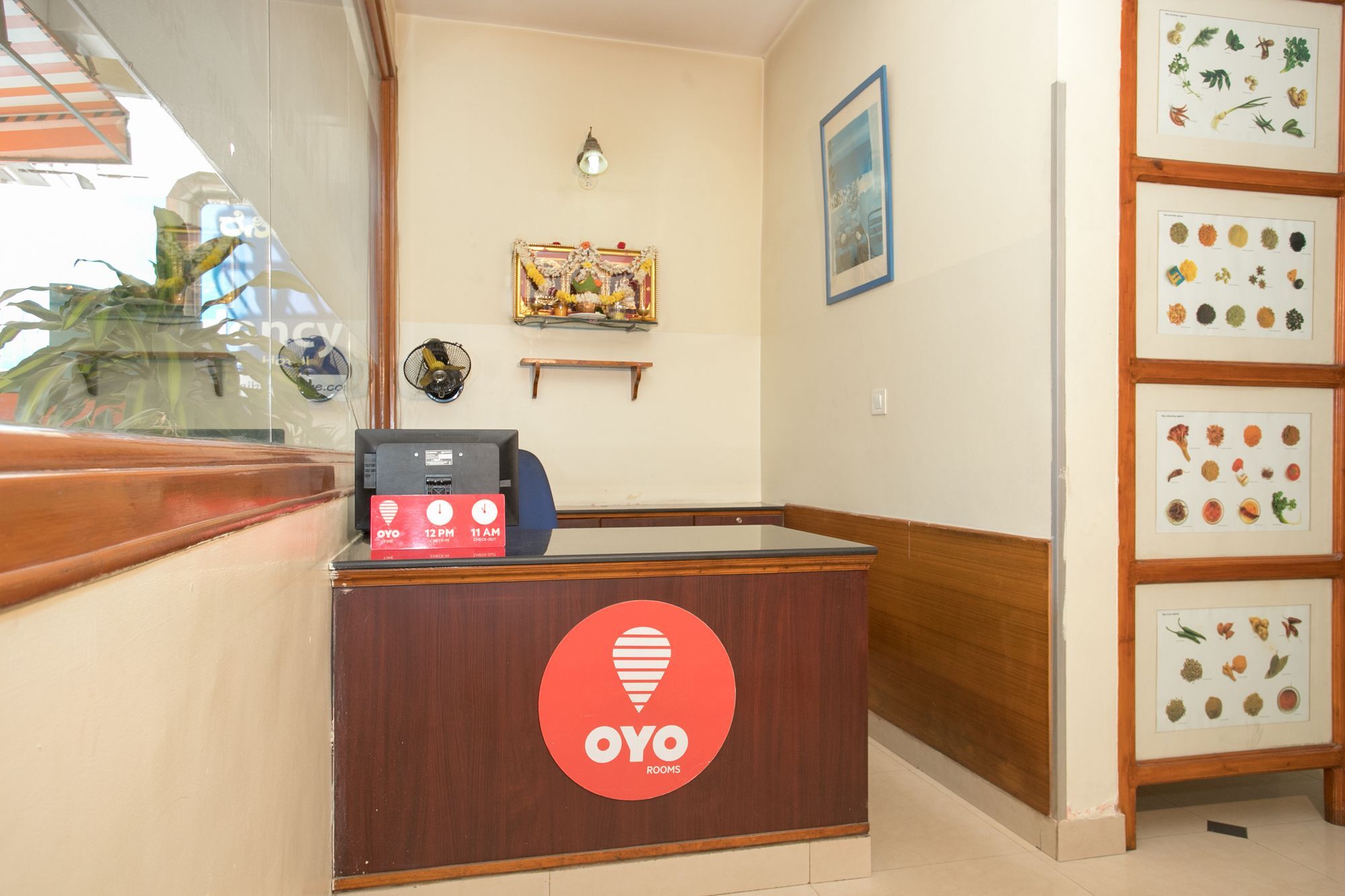 Hotel Oyo 10478 Raj Residency à Bangalore Extérieur photo